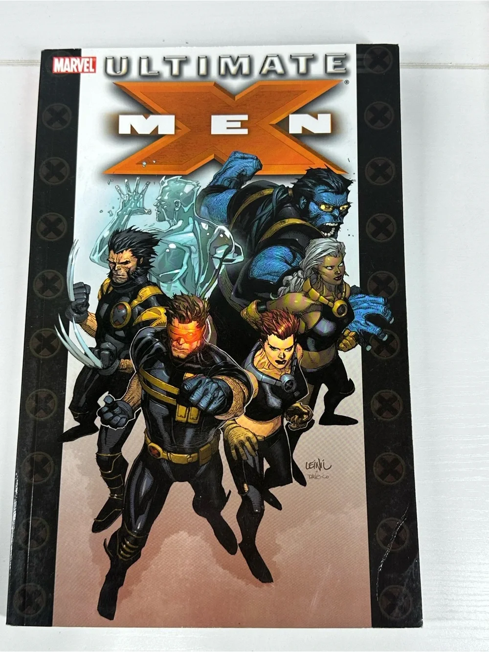 #409 Marvel Trade Paperback Lot Ultimate X-men Volume 1 & 2 Mark Millar